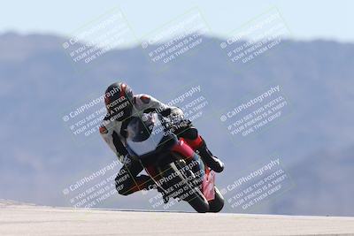 media/Oct-13-2025-Moto Forza (Mon) [[a66d839500]]/3-B Group/Session 4 (Turn 9)/